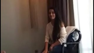 Cute desi leaked mms Video