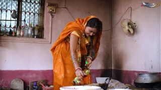 Desi House Wife Hardcore Fucking With Husband In The Kitchen Video