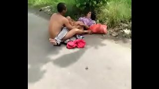 Desi village sex horny couple having hot sex by the road Video