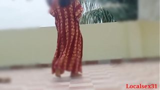 Hot Desi Village Married Bhabi in Red Saree Fucking with her lover at home Video