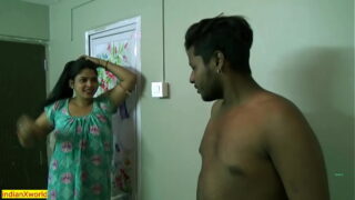 Indian Desi Chudai Of Big Boobs Maid In Bedroom