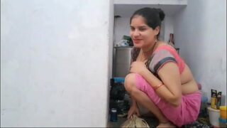 Indian Desi Horny Woman Fucked Pussy In House Cleaning Video