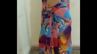 Indian desi wife removing sari and fingering pussy till orgasm with moaning Video