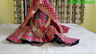 शादी की पहली रात जैसा माहौल बनाकर चोदा चादी की Video